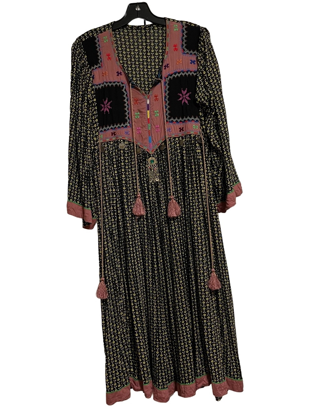 Boho Embroidered Black Long Sleeve Midi Dress